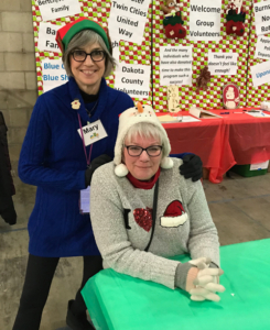 360 Communities Armful of Love volunteers Mary Laeger-Hegameister and Susan Sommers